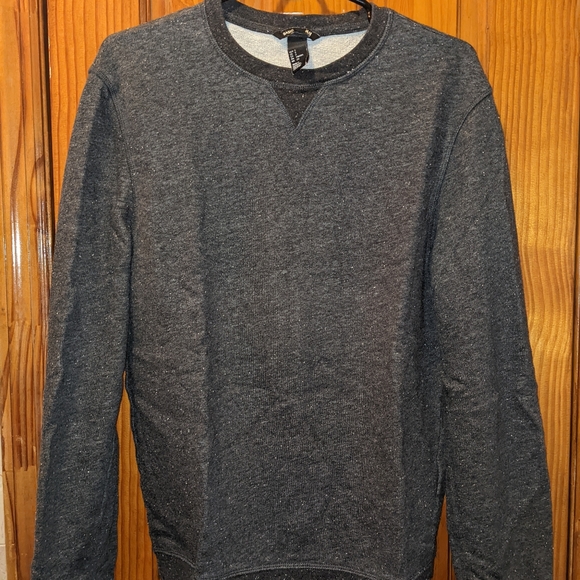 Custom bleach dyed H&M sweater - Picture 2 of 3